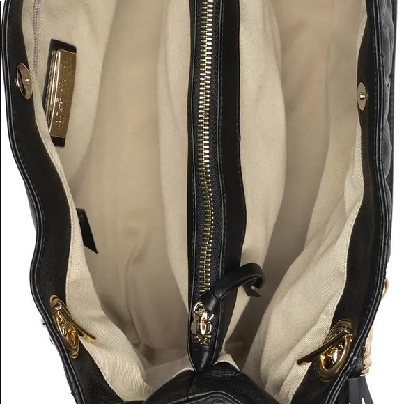 ❤️‍🔥SOLD❤️‍🔥Valentino Luisa Leather Shoulder Bag - Picture 3 of 5